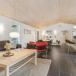 Feriehus Lovely In With Sauna *