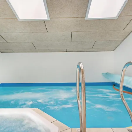 Lovely In With Sauna