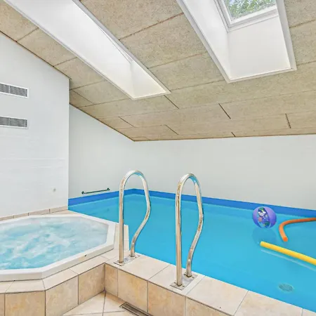 בית נופש Lovely In With Sauna Oksbøl