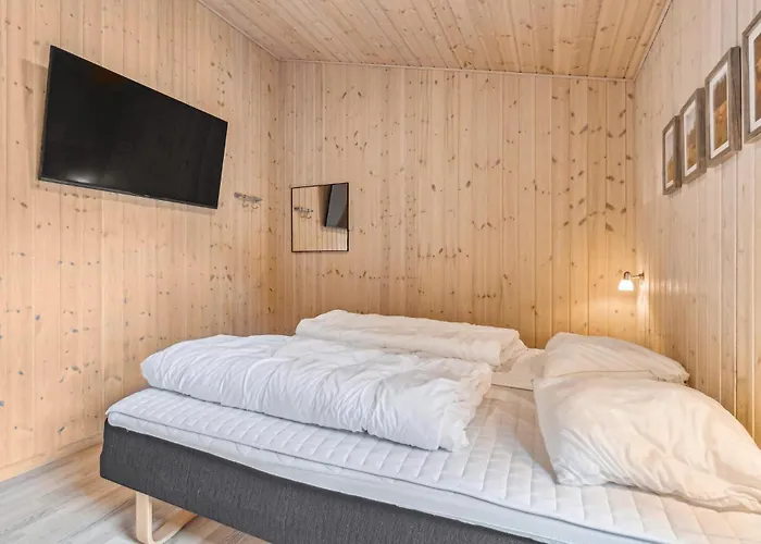 Prázdninový dům Lovely In With Sauna