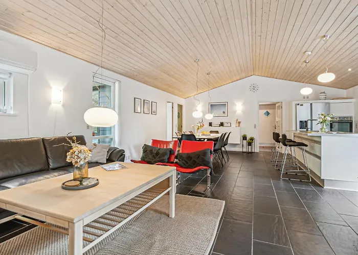 Prázdninový dům Lovely In With Sauna *